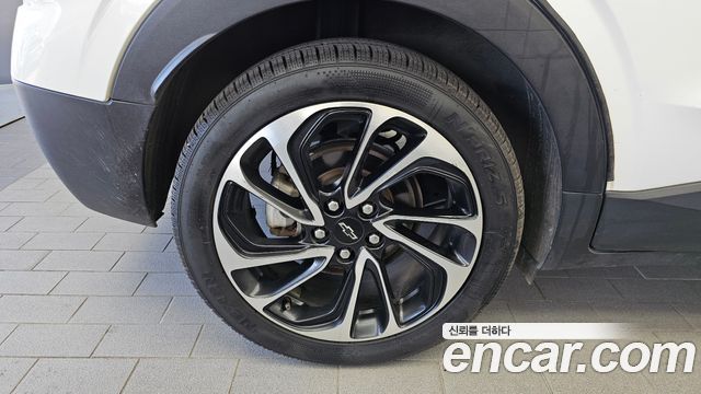 Chevrolet Korea 볼트 EUV 2022 — photo 5