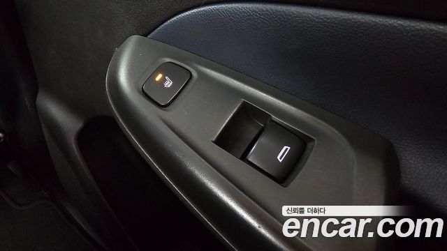 Chevrolet Korea 볼트 EUV 2022 — photo 24