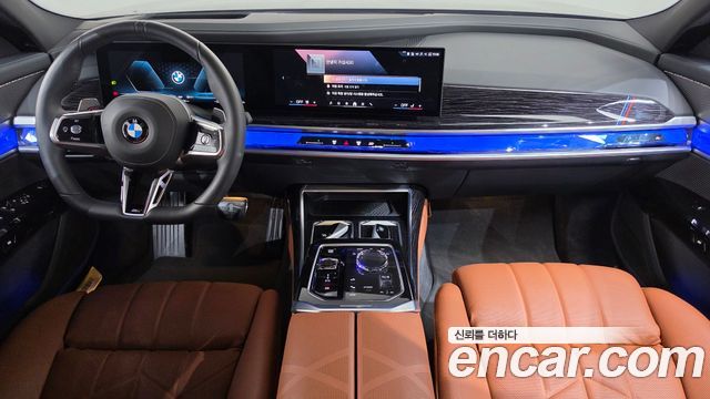 BMW 7-Series 2025 — photo 6