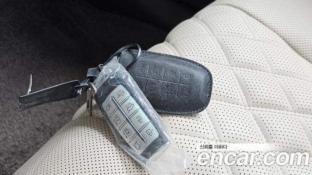 Genesis GV80 2022 — photo 31