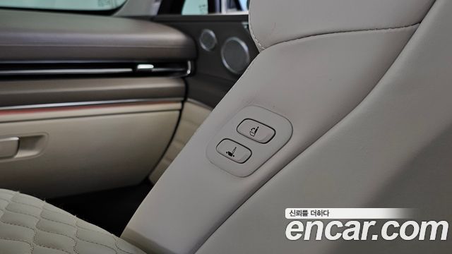 Genesis GV80 2022 — photo 37