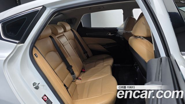 Kia K7 2020 — photo 17
