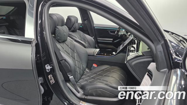 Mercedes-Benz S-Class 2021 — photo 12