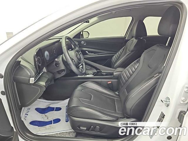 Hyundai AVANTE 2023 — photo 11