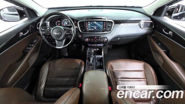 Kia Sorento 2016 — photo 10