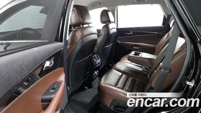 Kia Sorento 2016 — photo 17