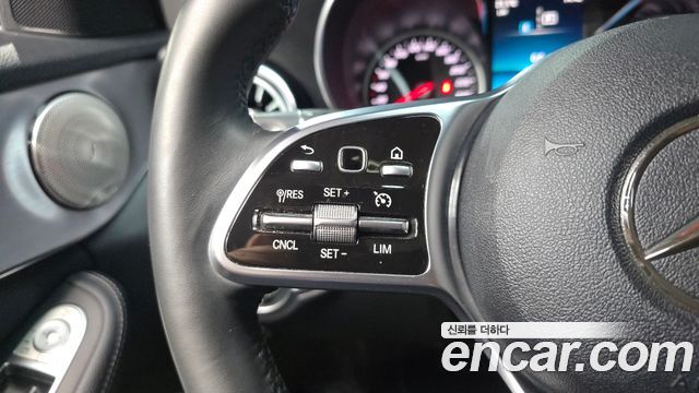 Mercedes-Benz C-Class 2020 — photo 31