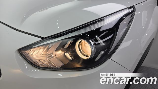 Kia Niro 2021 — photo 8