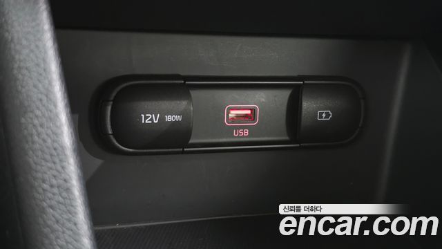 Kia Niro 2021 — photo 27