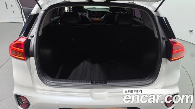 Kia Niro 2021 — photo 30