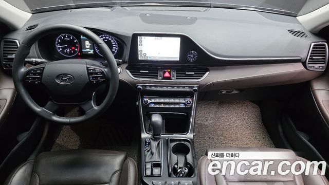 Hyundai Grandeur 2019 — photo 10