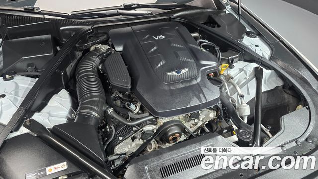 Genesis G80 2018 — photo 6