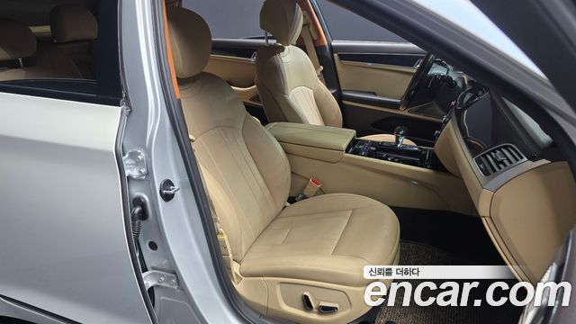 Genesis G80 2018 — photo 12