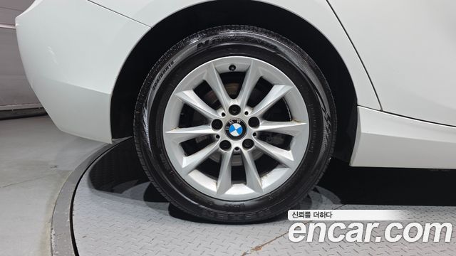 BMW 1-Series 2013 — photo 5