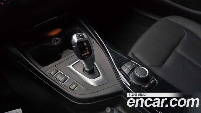 BMW 1-Series 2013 — photo 9