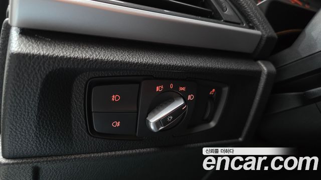 BMW 1-Series 2013 — photo 17