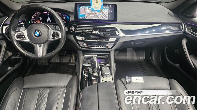 BMW 5-Series 2021 — photo 10
