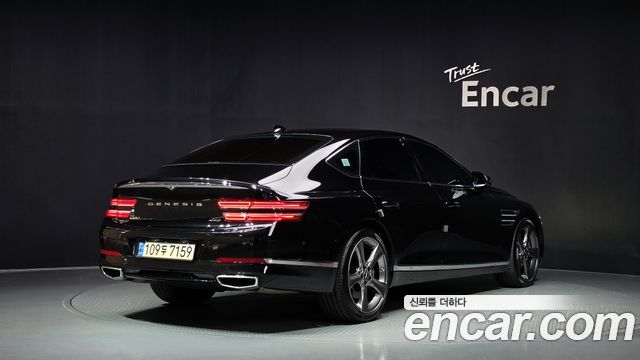 Genesis G80 2022 — photo 2