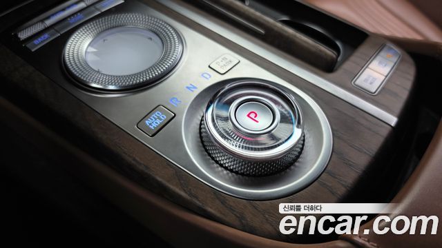 Genesis G80 2022 — photo 12