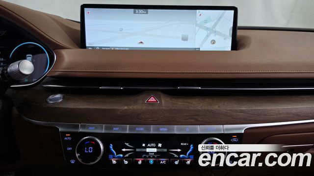 Genesis G80 2022 — photo 19
