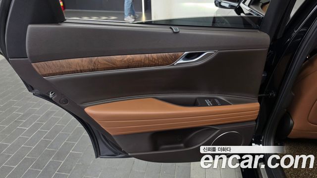 Genesis G80 2022 — photo 15