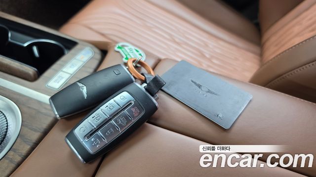 Genesis G80 2022 — photo 30