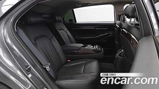 Genesis EQ900 2017 — photo 11