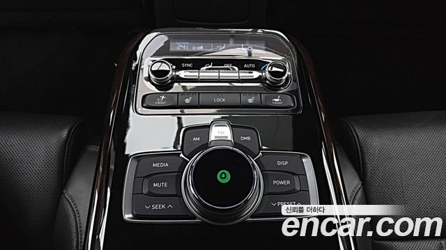 Genesis EQ900 2017 — photo 17