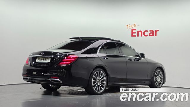 Mercedes-Benz S-Class 2018 — photo 2
