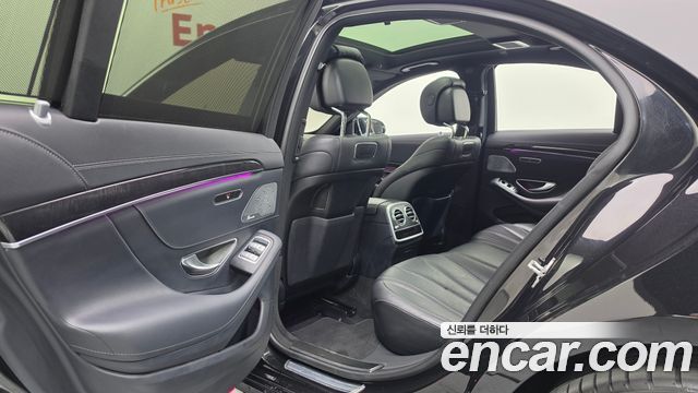 Mercedes-Benz S-Class 2018 — photo 17
