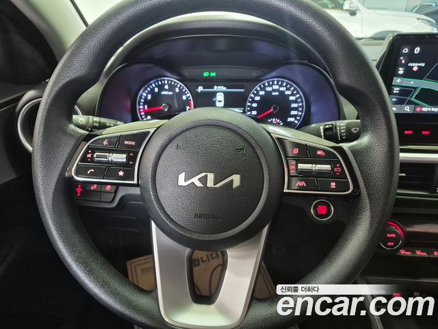 Kia K3 2023 — photo 7