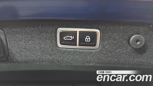 Genesis G70 2021 — photo 17
