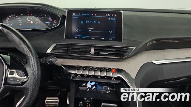 Peugeot 3008 2021 — photo 14