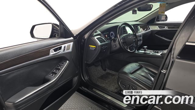 Genesis G80 2018 — photo 10