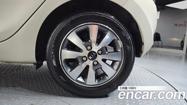 Kia morning 2015 — photo 7