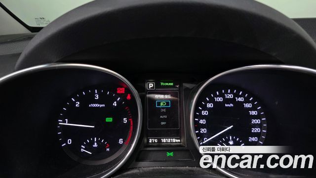Hyundai Santafe 2016 — photo 11
