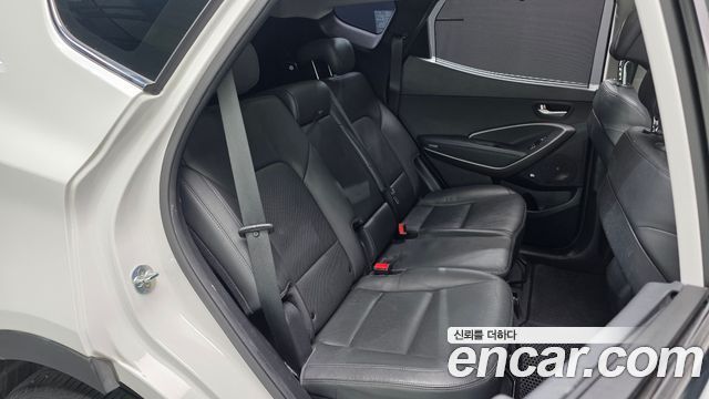 Hyundai Santafe 2016 — photo 17