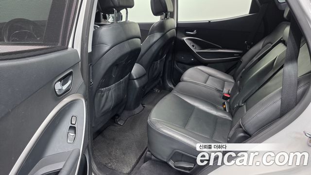 Hyundai Santafe 2016 — photo 18