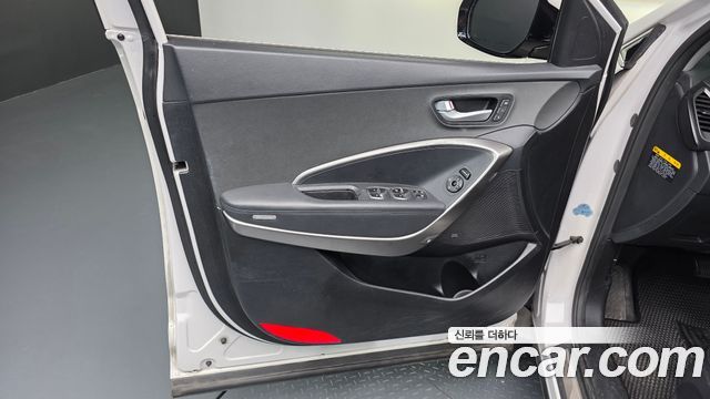 Hyundai Santafe 2016 — photo 14