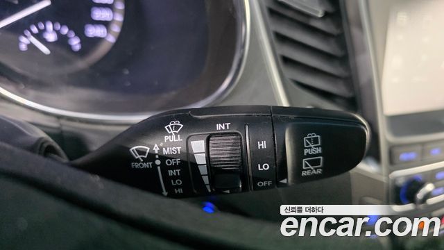 Hyundai Santafe 2016 — photo 27