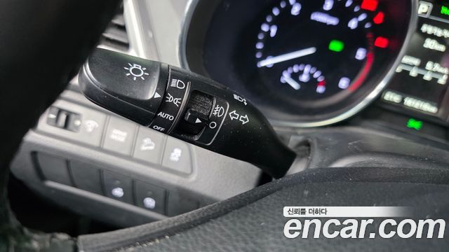 Hyundai Santafe 2016 — photo 28