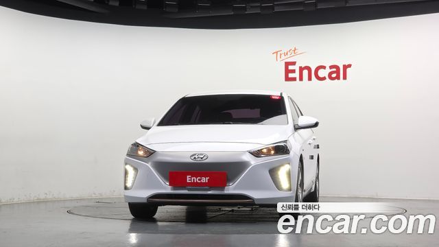 Hyundai Ioniq 2018 — photo 3