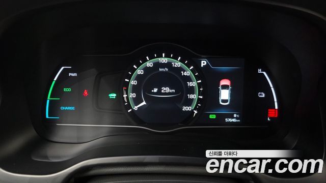 Hyundai Ioniq 2018 — photo 11