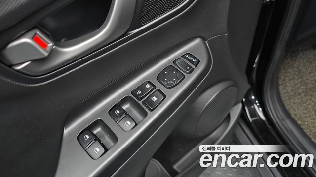 Hyundai Kona 2018 — photo 21