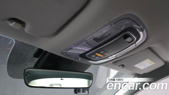 Hyundai AVANTE 2021 — photo 24
