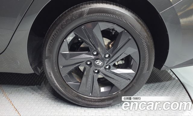 Hyundai AVANTE 2021 — photo 7