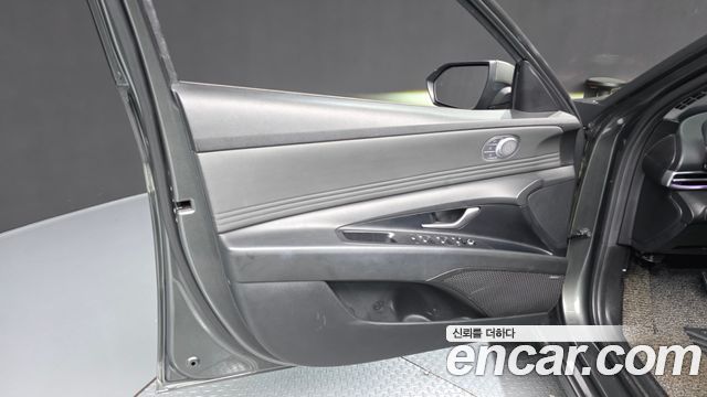 Hyundai AVANTE 2021 — photo 14