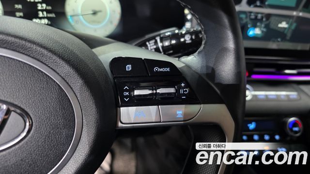 Hyundai AVANTE 2021 — photo 32