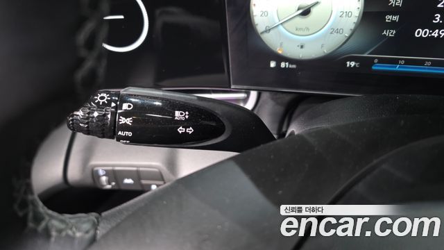 Hyundai AVANTE 2021 — photo 37