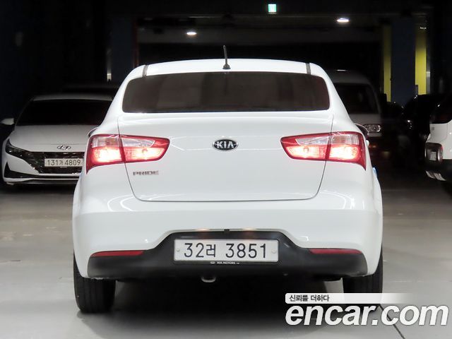 Kia pride 2015 — photo 4